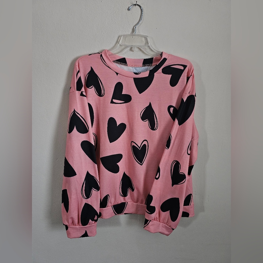 ❤️ Hearts Shirt (NEW) - Picture 7 of 8